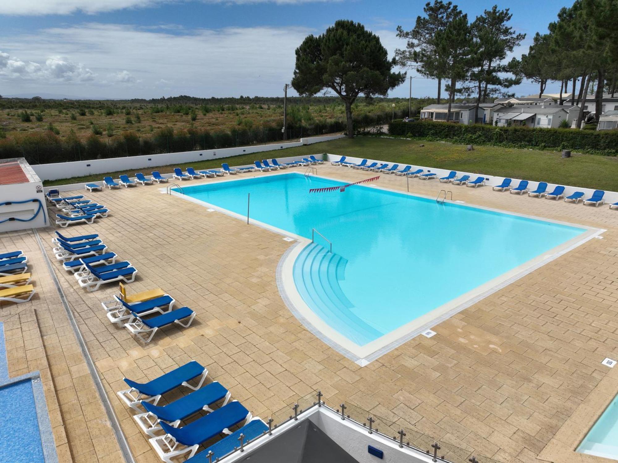 Parque De Campismo Orbitur Sitava Milfontes Hotel Malhadinhas Exterior photo