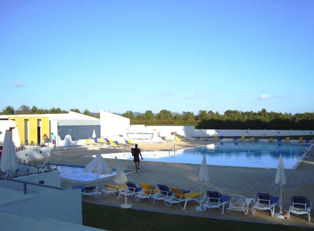 Parque De Campismo Orbitur Sitava Milfontes Hotel Malhadinhas Exterior photo